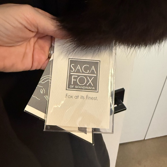 Marvin Richards brown wool coat with fox fur trim - Picture 6 of 6